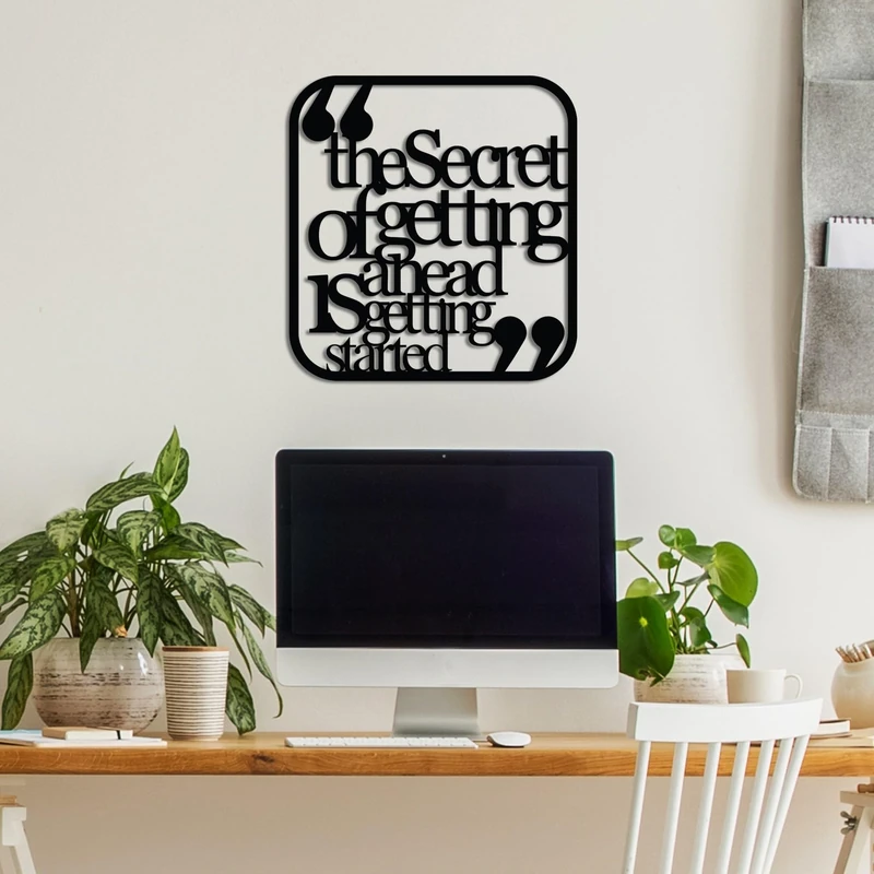 Stylish Black Decorative Metal Wall Accessory, 50 x 50 cm, 100% Metal, 1.5 mm Thickness, Lightweight 1.02 kg, Perfect for Modern Home Decor