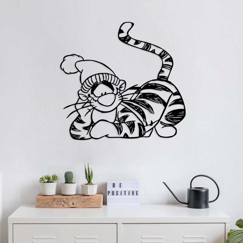 Stylish Black Decorative Metal Wall Accessory, 66 x 70 cm, 100% Metal, 1.5 mm Thick, Lightweight & Easy to Hang, Perfect for Modern Decor - Image 1