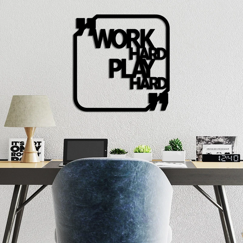 Stylish Black Decorative Metal Wall Accessory, 50 x 50 cm, 100% Metal, 1.5 mm Thickness, Lightweight (0.91 kg), Perfect for Modern Home Decor