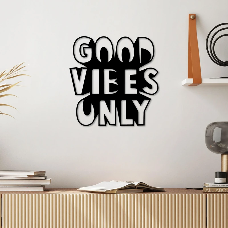 Stylish Black Decorative Metal Wall Accessory, 50 x 50 cm, 100% Metal, 1.5 mm Thickness, Lightweight (1.05 kg), Perfect for Modern Home Decor