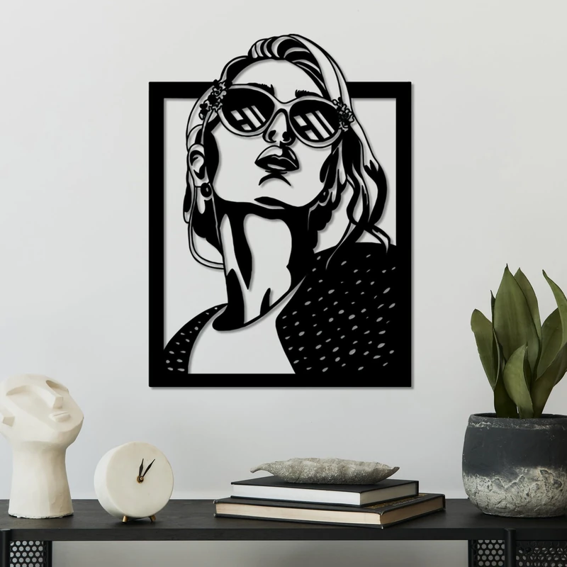 Stylish Black Decorative Metal Wall Accessory, 55 x 40 cm, 100% Metal, 1.5 mm Thickness, Perfect for Modern Home Decor & Art Display
