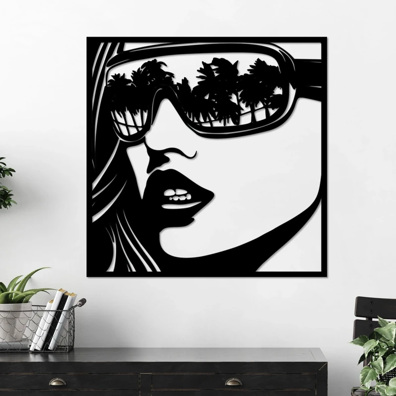 Stylish Black Decorative Metal Wall Accessory, 50 x 49 cm, 100% Metal, 1.5 mm Thickness, Lightweight 1.25 kg, Perfect for Modern Home Decor