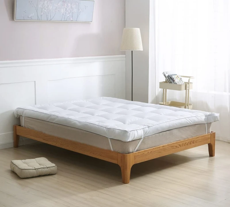 Kampala Hill Microfibre Mattress Topper 10cm/4 inch Box Stitched Hotel Quality Elasticated Straps White (Super King)