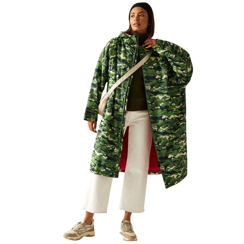 Regatta Mens Womens Waterproof Changing Robe Oversized Fleece Lined Windproof