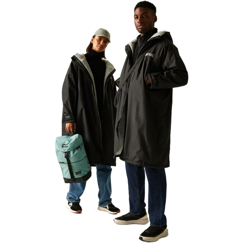 Regatta Waterproof Changing Robe - Oversized Fleece Lined - Image 1