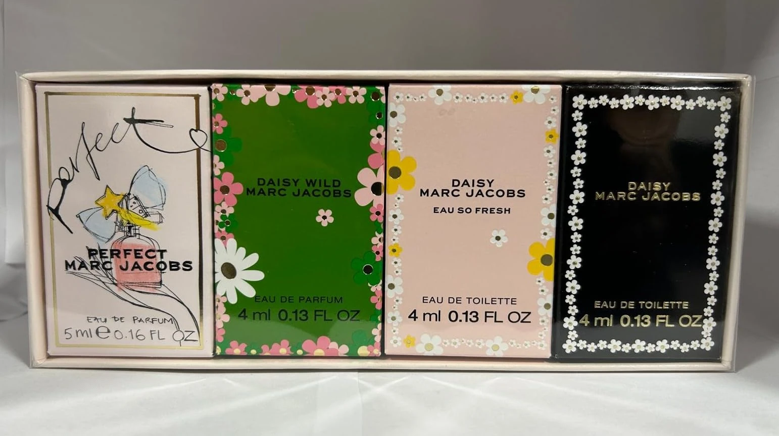 marc jacobs(w) mini set edt 2x4ml(daisy eau so fresh + daisy) + perfect edp 5ml+daisy wild edp 4ml (2025 version)