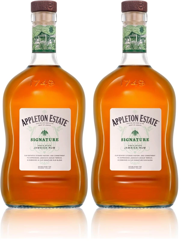 Appleton Estate Signature Jamaica Rum 70 CL | 40% ABV | Bold and full-bodied with notes of orange peel, dried apricot and fresh peach, enjoy in a classic cocktail (Pack of 2)