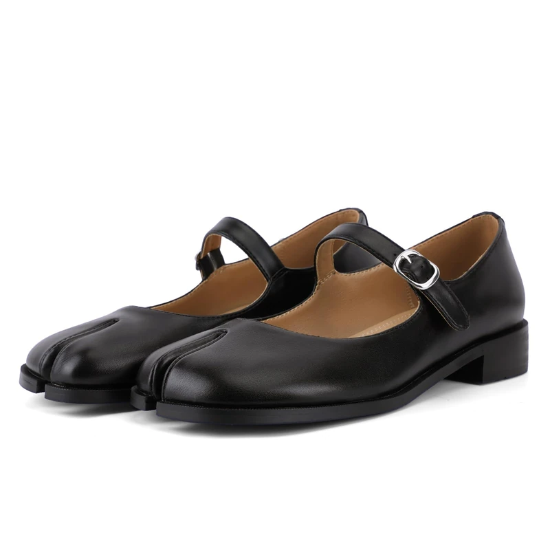 VOZTOLLS Tabi Mary Jane Shoes Women Split Toe Ankle Buckle Strap Womens Flats Comfort Casual Dressy Party School Work Dress Pumps Shoes, Black Matte, 9 UK