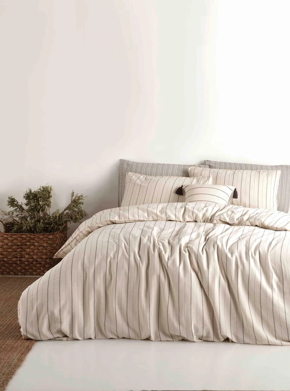 Nuit Des Rêves Ranforce Single XXL Quilt Cover Set, 100% Cotton, 155 x 220 cm Duvet & 80 x 80 cm Pillow Case, White & Black, Soft, Durable, Stylish Bedding for Modern Bedrooms