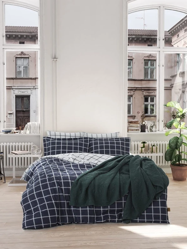 Nuit Des Rêves Ranforce Double Quilt Cover Set (200 x 200 cm), 100% Cotton, Dark Blue & White, Reactive Printing, 2 Pillowcases, Machine Washable, Elegant Design - Image 1
