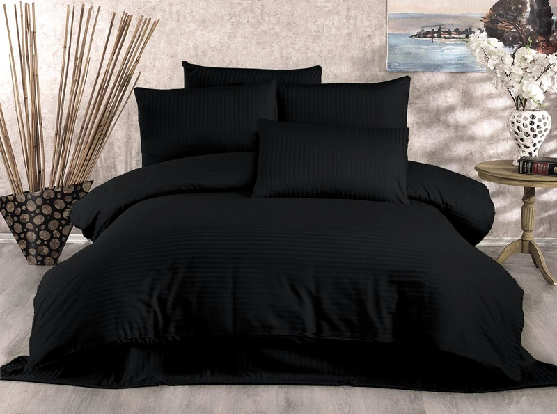Nuit Des Rêves Elegant Double Quilt Cover Set (200 x 200 cm), Black, 80% Cotton/20% Polyester, Includes 2 Pillowcases (80 x 80 cm), Machine Washable, 229 Thread Count - Image 1