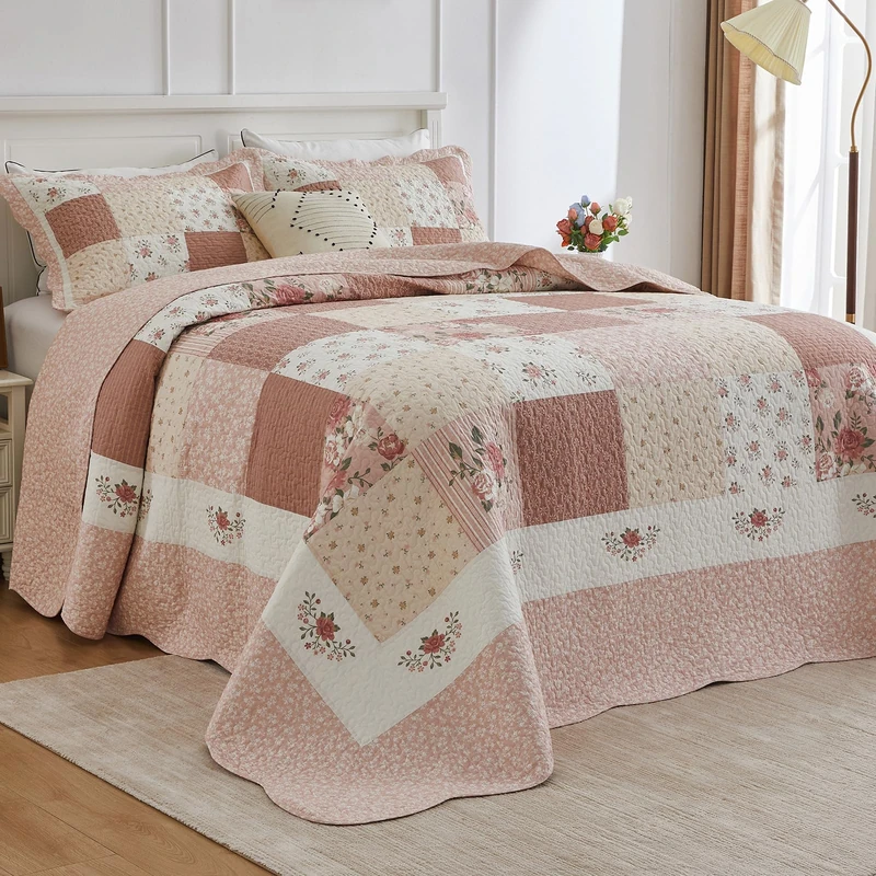 DDUOXIN Oversize King Bedspread - 120 W x120 L Extra Wide - 100% Cotton Patchwork Oversized Quilt with 2 Pillow Shams, Farmhouse Floral Lightweight Bedspreads Coverlet Sets, Pink-Patchwork