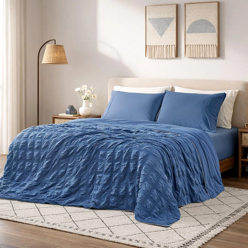 Cozy Bliss Cooling Comforter Seersucker Plaid King, Q-Max 0.4 Reversible Lightweight Cooling Blanket, Breathable Silk Smooth Summer Bedding Quilt for Hot Sleepers Night Sweats Denim Blue