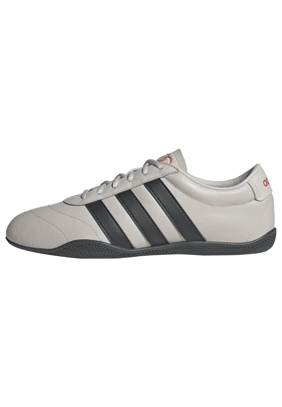 adidas Women's Team Grand Court LO Audi F1 Team Shoes, Chalk Pearl/Utility Black/hi-res red, 5.5 UK