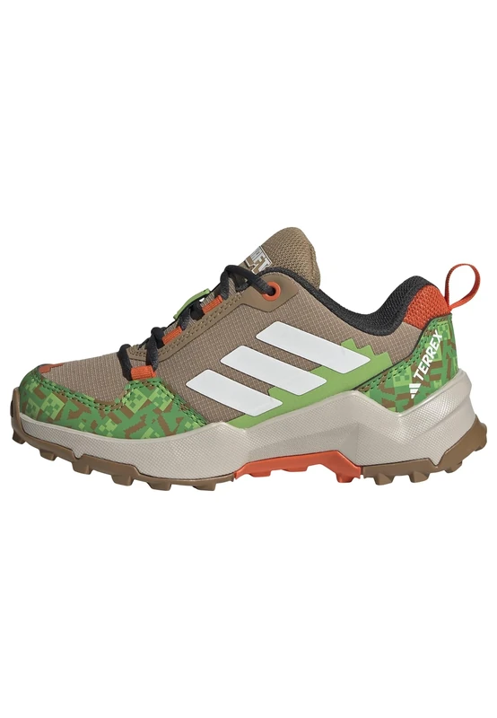 adidas Unisex Kids Minecraft Terrex AX4R Hiking Shoes, Cardboard/FTWR White/semi Impact Orange, 4.5 UK