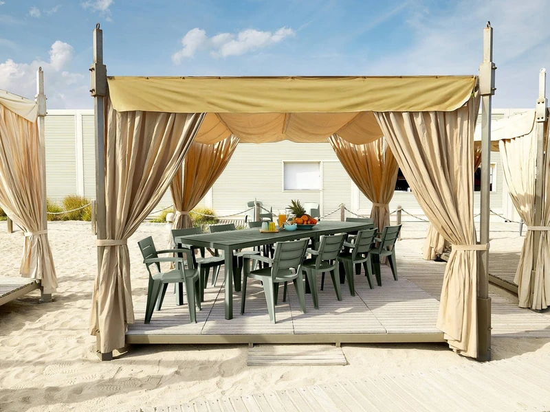 Dmora - Gartentisch Varda, Picknickbasis, Mehrfachposition Garten-Esstisch, Mehrzweck-Außenbank, Made in Italy, 292x86 h74 cm, Grün