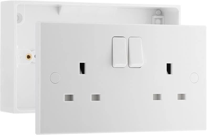 BG Electrical Double Switched Power Plug Wall Socket and 32mm Surface Mounted Back Box, 2 Gang Pattress Box, Square Edge, Nexus 900 Series, White Moulded, IP20, 13A, 922/902