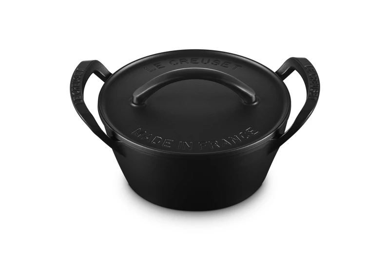 Le Creuset Cast Iron BBQ Outdoor Round Casserole