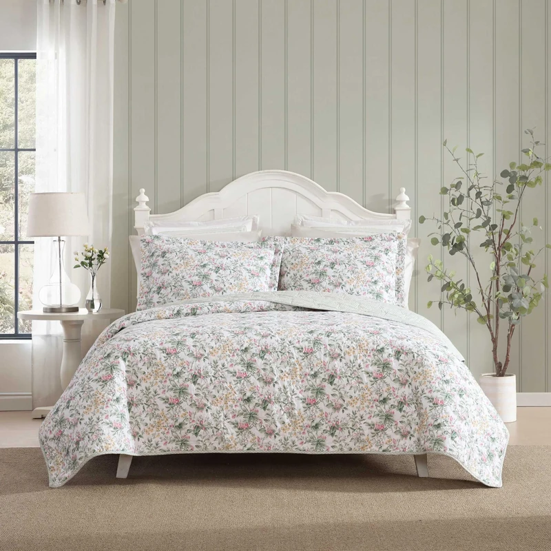 Laura Ashley - Full/Queen Quilt Set, Super Soft Cotton Bedding with Matching Shams, Envelope Closure, Floral Printed Design (Bramble Pink, Full/Queen)