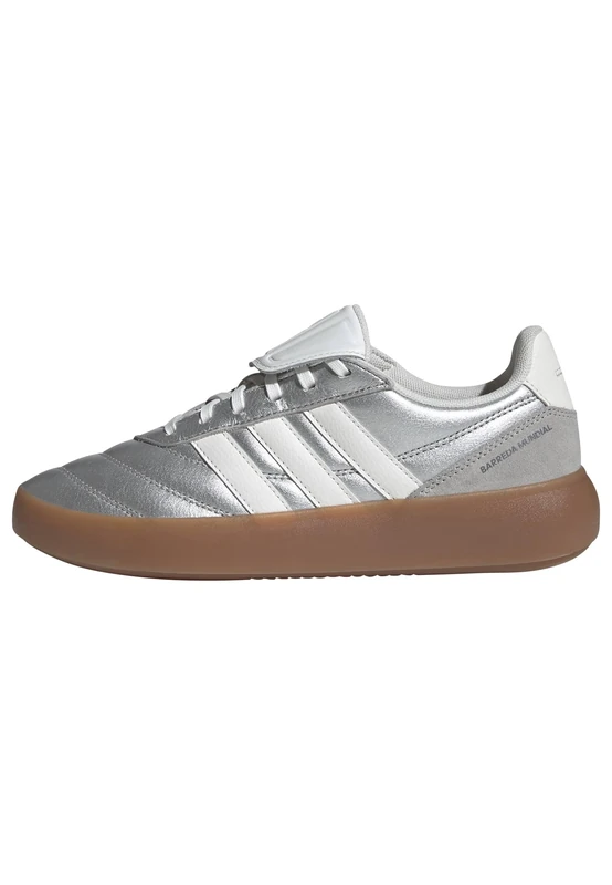 adidas Women's BARREDA Mundial Shoes, Silver met./core White/Iron met., 5 UK
