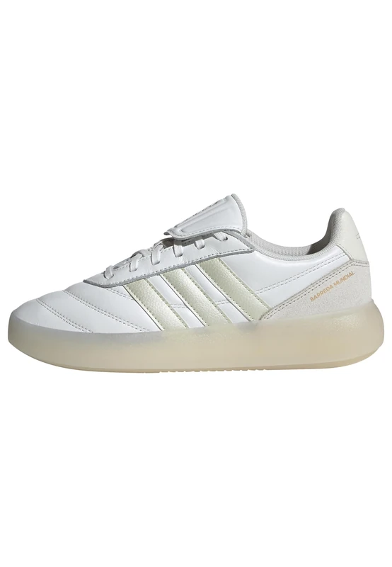adidas Women's BARREDA Mundial Shoes, core White/Ice Gold Met./Gold met., 6 UK