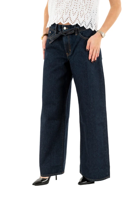 Levi's Women's XL Straight Jeans, 27W x 29L