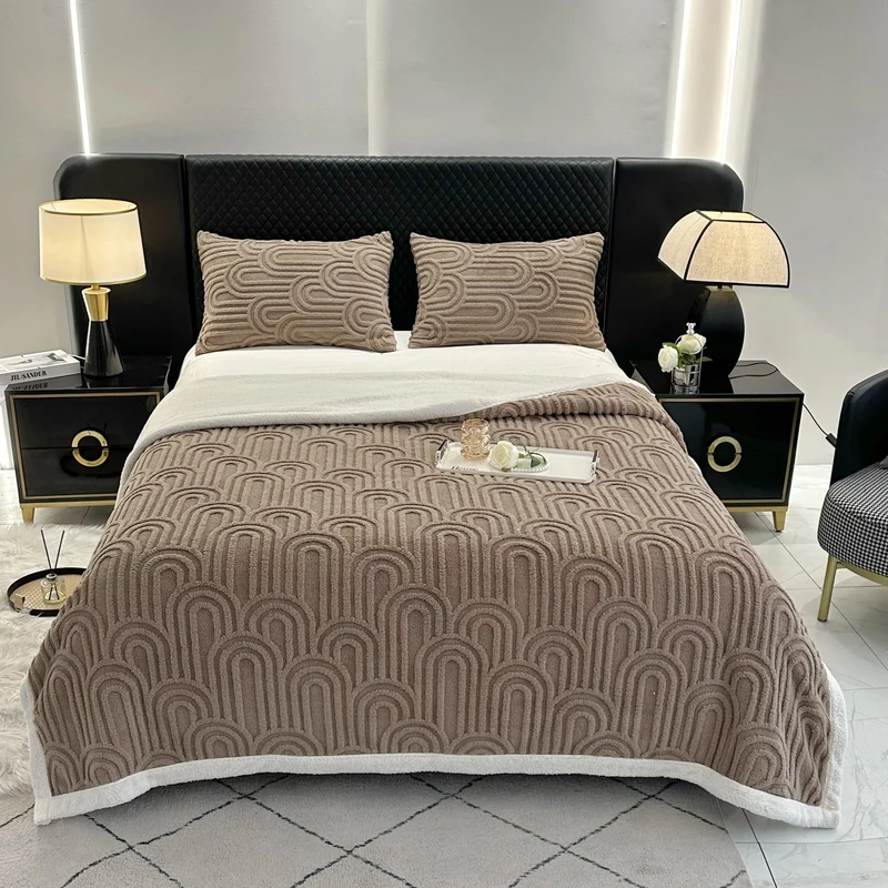UKELER Sherpa Bed Blanket 80 x 90 inch - Queen Size Throw