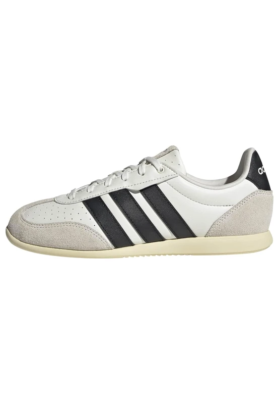 adidas Women's BARREDA LO Shoes, core White/core Black/Warm Vanilla, 8.5 UK