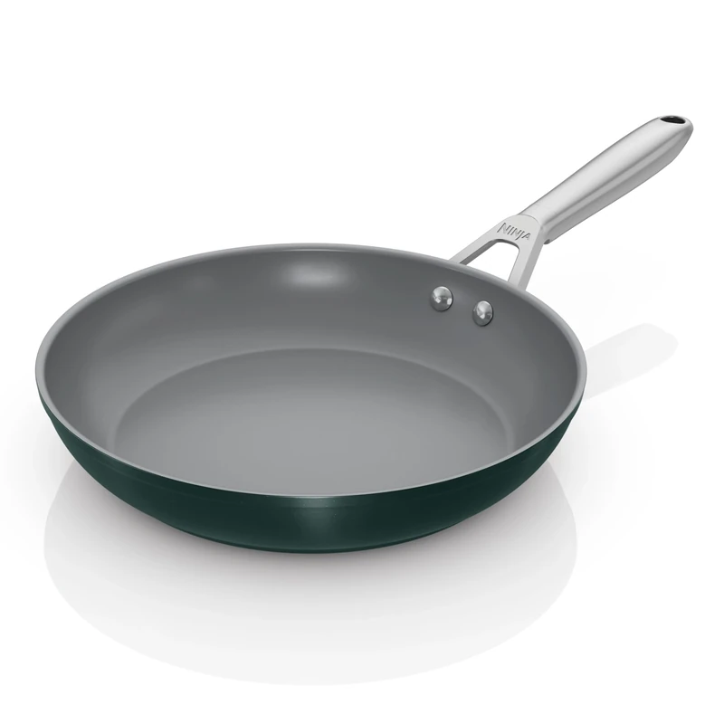 Ninja ZEROSTICK Ceramic Pro 32 cm Frying Pan, Scratch Resistant, Made PTFE-Free, All Hob Compatible, Green, CW30032UKGN