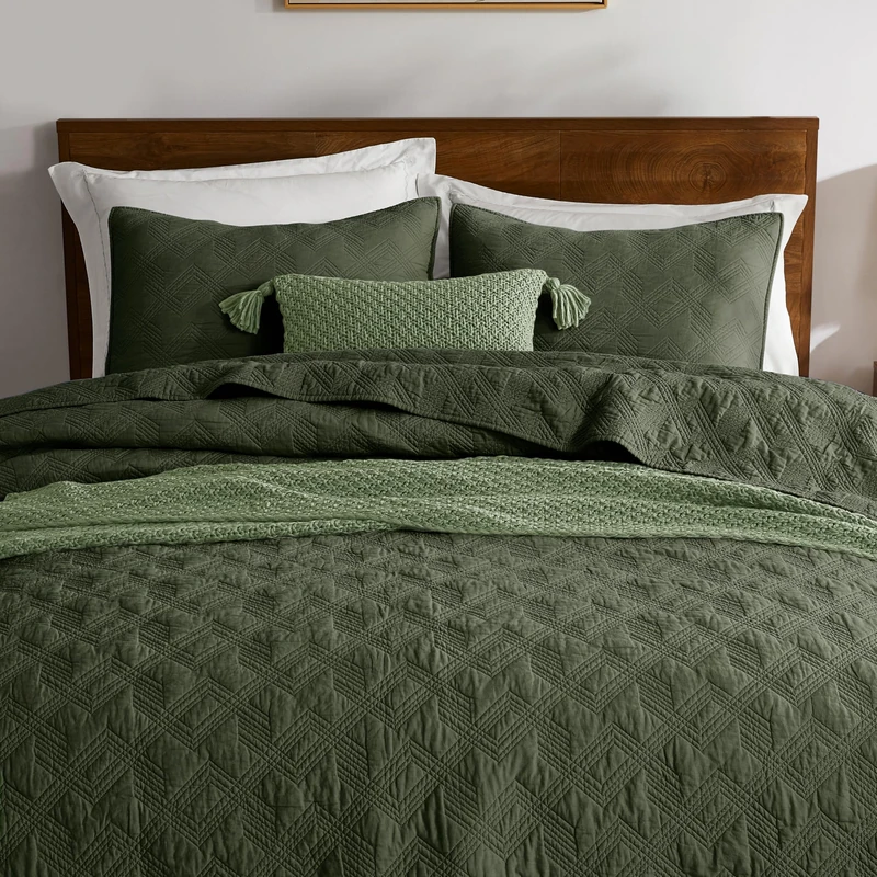 WDCOZY Olive Green 100% Cotton Quilt Bedding Sets Twin Size with 1 Pillow Sham, Shabby Chic Rustic Textured Gauze Lightweight Country Soft Bedspread Coverlet for All Season, 2 Pieces, 68x86 inches