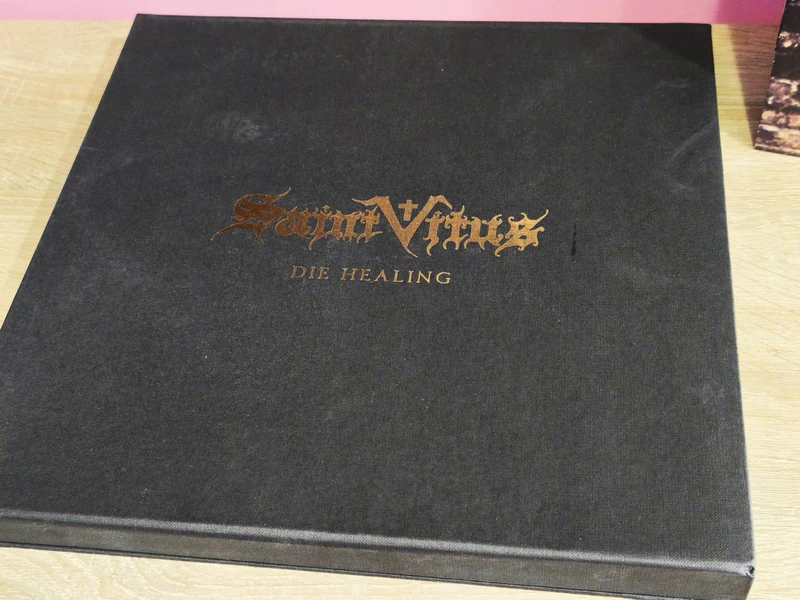 Die Healing [Limited Marbled Red Vinyl in Luxurious Black Box Embossed in Gold With Magnet] [Vinyl LP] [VINYL] - Image 1