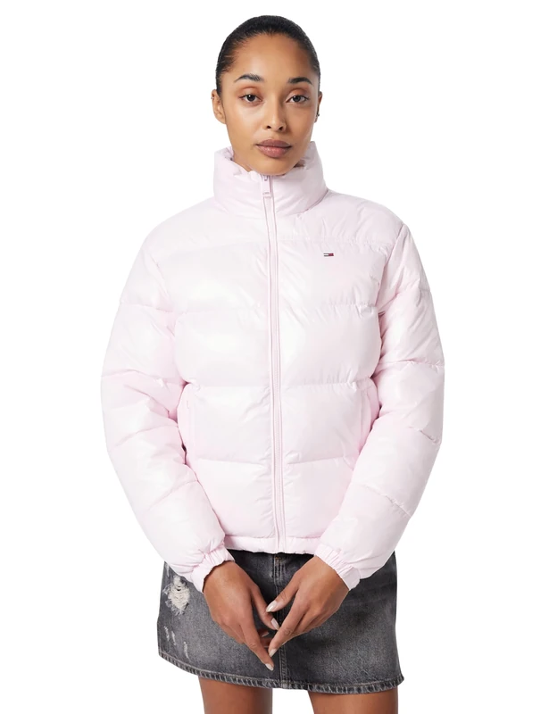 Tommy Jeans Women's Tjw Pckbl Hd Ess Pffr Shiny Ext Dw0Dw22039 Puffer Jacket, Pink (Light Pink), XS