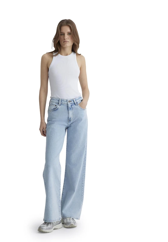 Mavi Women's Malibu Jeans, Bleached 90s, 28W x 32L - Image 1