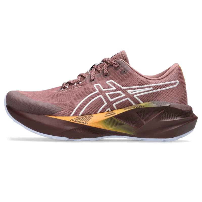 ASICS NOVABLAST 5 TR Sneaker - Image 1