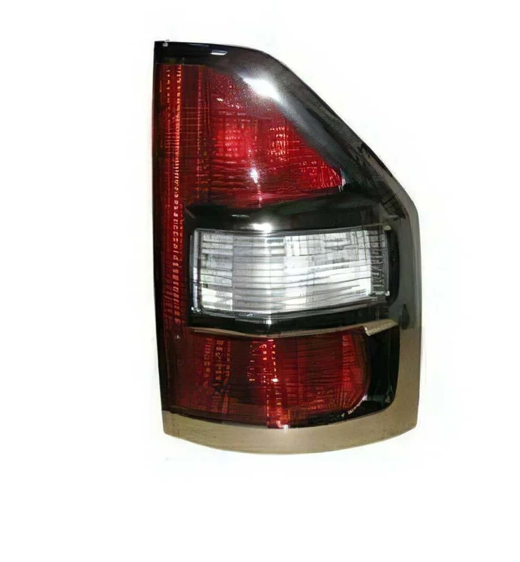PROPOSTEONLINE Lamp made for Mitsubishi PAJERO from 2001 to 2002 Rear Right with 3 Connectors +Chrome Frame MR508784