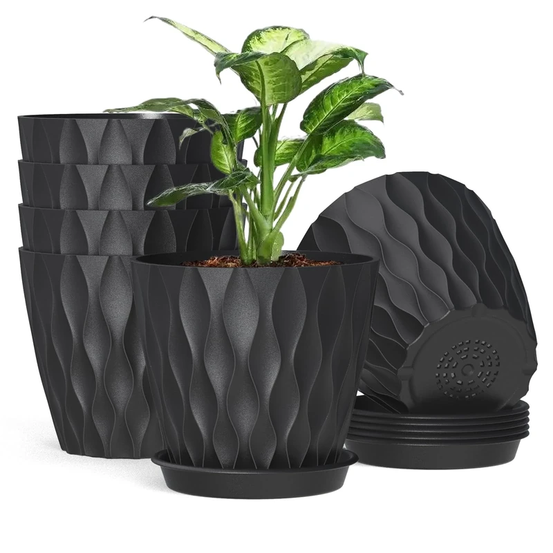 Homeuouz 12.5cm Plant Pots, 6 Pack Plastic Flower Pots with Drainage Holes and Saucers, Indoor Outdoor Planters for Succulent and All House Plants(Black)