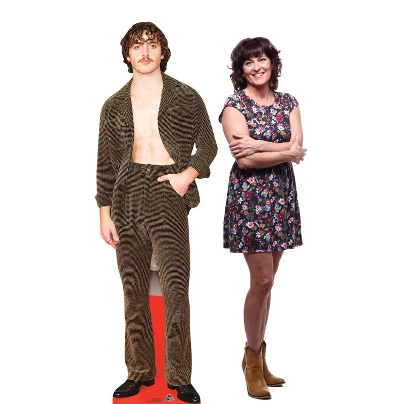 Star Cutouts CS1334 Benson Boone Lifesize Cardboard Cutout 183cm – Music Star Party Decoration, Birthday Display & Fan Gift