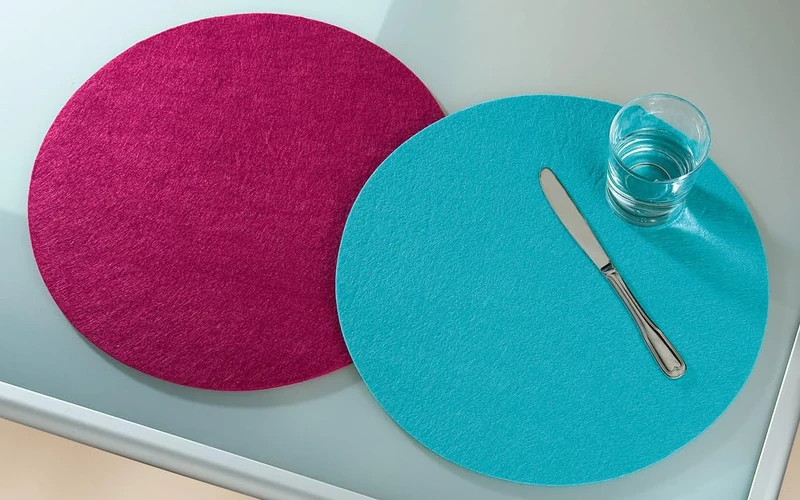 Pack of 16 Placemat, Round, Felt, Magenta, PU 16, D. 35 cm