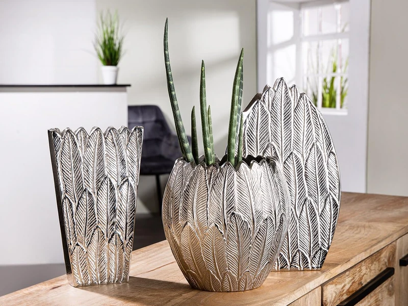 Vase, Conical, Aluminum, Silver Colored, PU 1, L. 6 cm, W. 16 cm, H. 27 cm