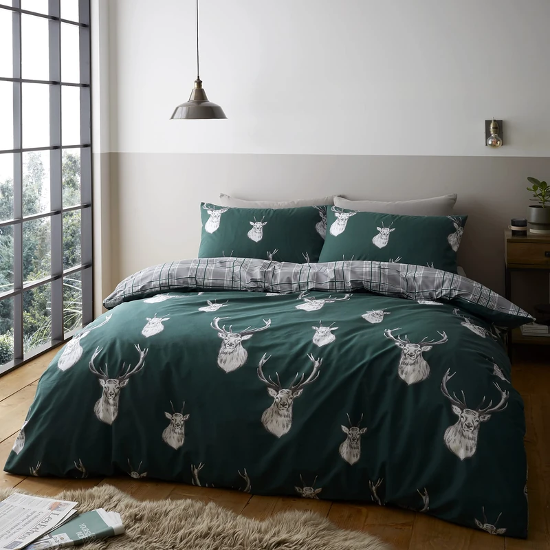 Catherine Lansfield Munro Stags Green Duvet Cover Set 160x220+50x70