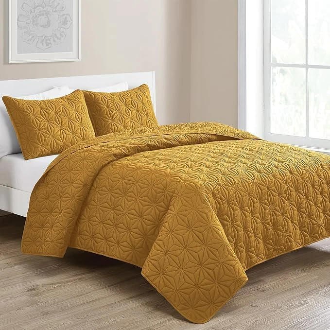 VCNY Home Reversible Matching Shams, Ultra-Soft & Wrinkle Resistant Bed Set, Medium-Weight Year Round Use, Gold (2025 Version), King
