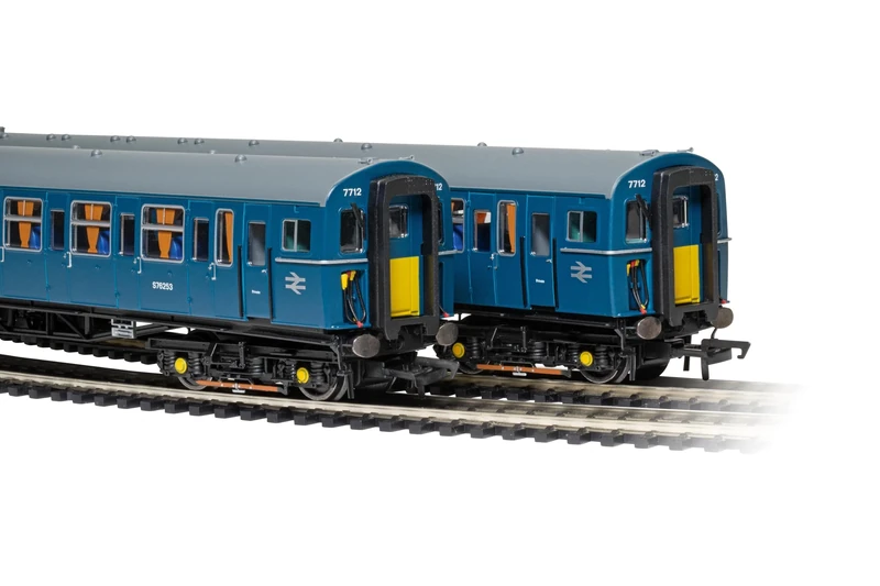 Hornby R30447 BR Class 423-4 VEP Train Pack Electric locomotive