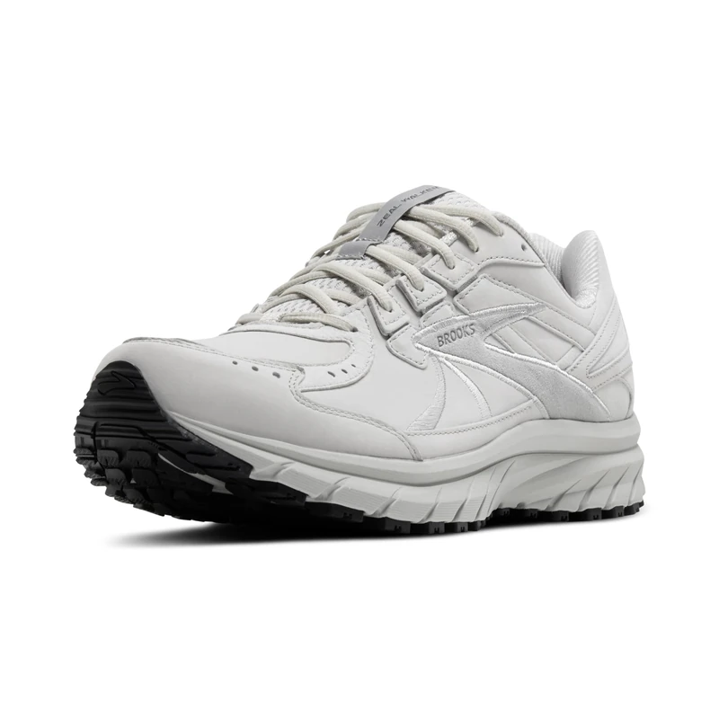 BROOKS Zeal Walker Sneaker