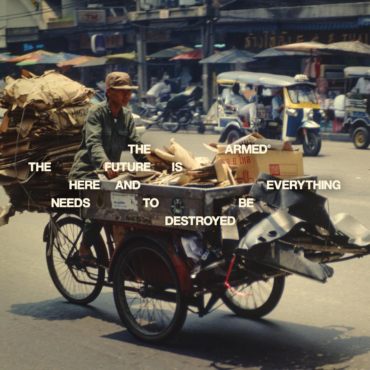 THE FUTURE IS HERE AND EVERYTHING NEEDS TO BE DESTROYED [VINYL]