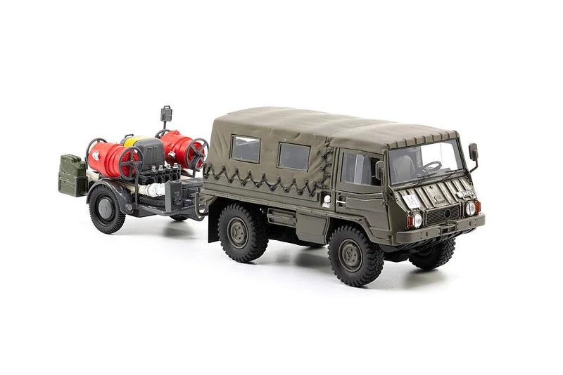 Arwico Collectors Edition 885552-1/43 Steyr-Puch Pinzgauer 710 M 4×4 with Motor Sprayer Swiss Army - Scale 1:43
