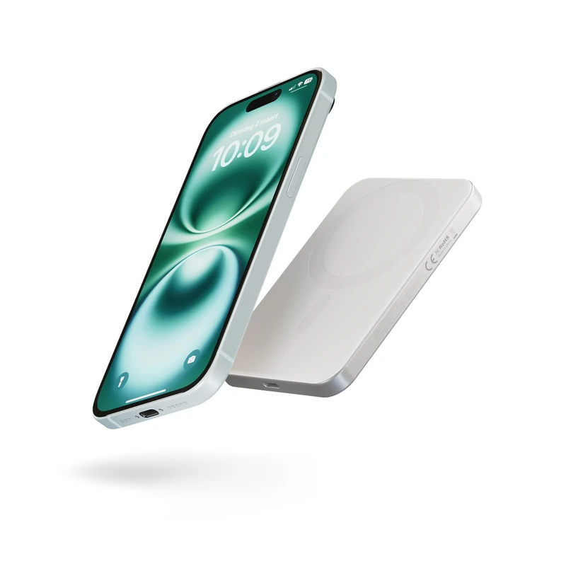 Zens Slim Aluminium Power Bank Qi2 5k mAh, MagSafe 15W Wireless Charger for iPhone Air/17/16/15/14/13/12 and AirPods, Includes 30 cm USB C-C Cable, White