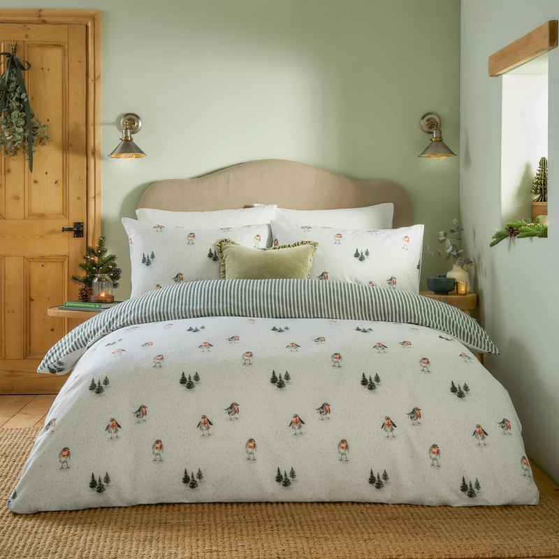 furn. Wylder Robin’s Return Duvet Cover Set – Reversible Soft Cotton Cosy Festive Bedding (Cream/Pine - King)