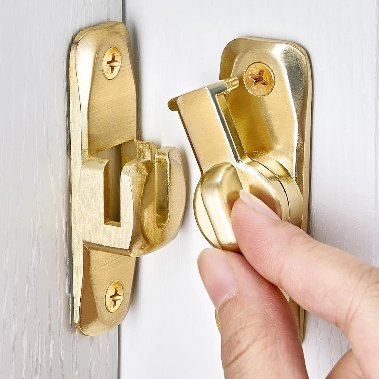 Litensh Flip Door Latch, 90/180 Degree Barn Door Gate Latches Lock, Right Angle Door Lock Latch Hardware, Bold Thickened Anti-Rust Door Sliding Door Latch Lock fo Cabinets Bathroom (1, Gold)