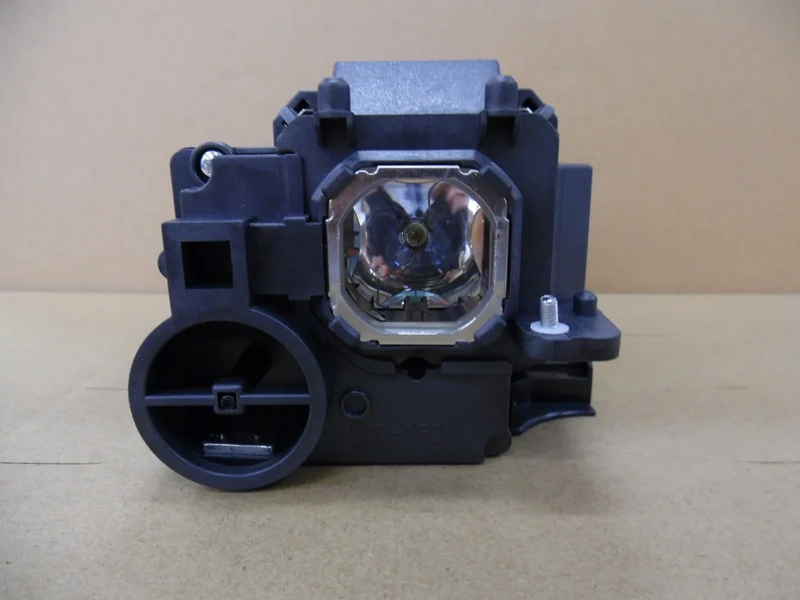 Diamond Lamps for NEC NP-U352W:NP-UM351W:NP-UM351Wi-WK:NP-UM351W-WK:NP-UM361X:NP-UM361Xi-WK:NP-UM361X-WK Projector