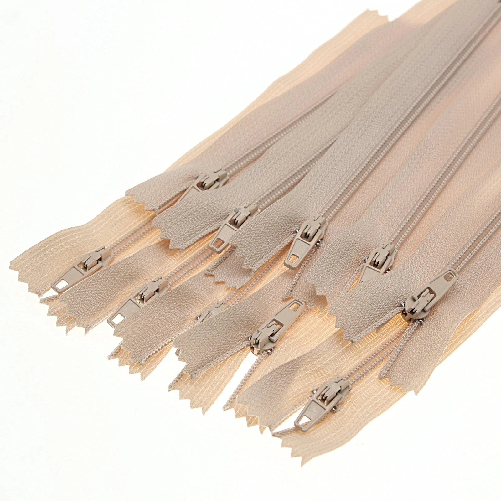 #3 Nylon Coil Zippers Closed End Zipper Beige Bulk for DIY Tailor Sewing Crafts,Bags,Purses(20 PCS/Pack,24 Inch) SHUNLI